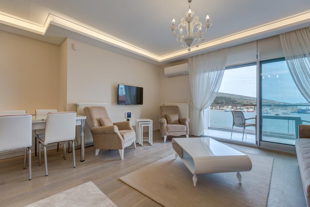 Paris Residence Cesme Exterior photo